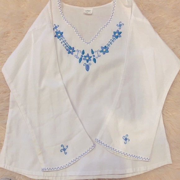 Hand Made Lady’s Top #240 - Picture 9 of 11